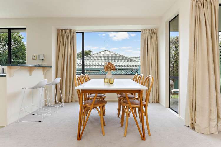 8 Copplestone Place New Lynn_5