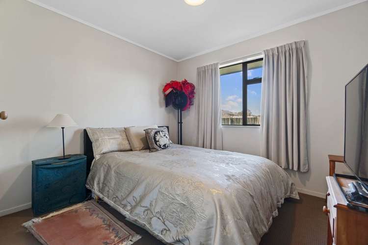 12 A,B,&C George Clay Place Huntly_10