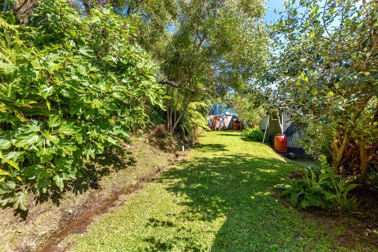 22 Koutu Beach Road Opononi_17