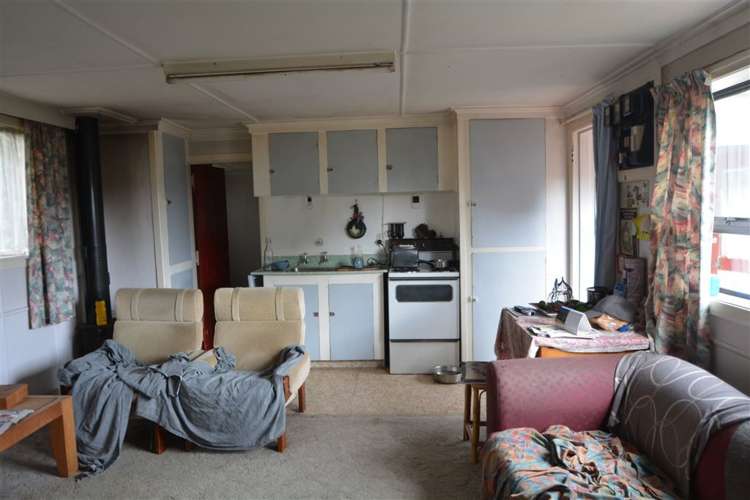 23 Hira Street Hawera_4