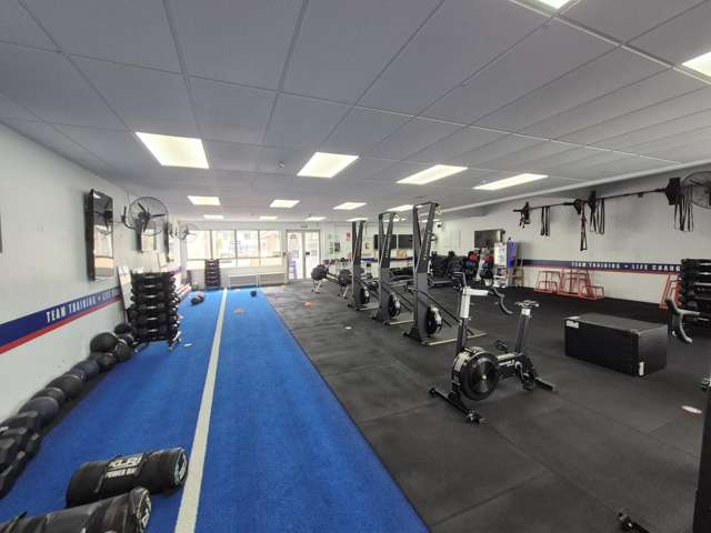 176 West Coast Road Glen Eden_1