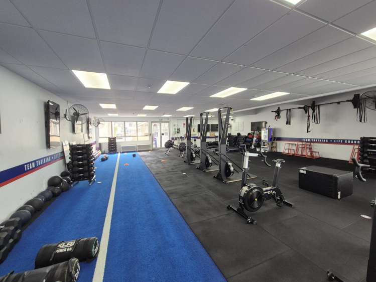 176 West Coast Road Glen Eden_1