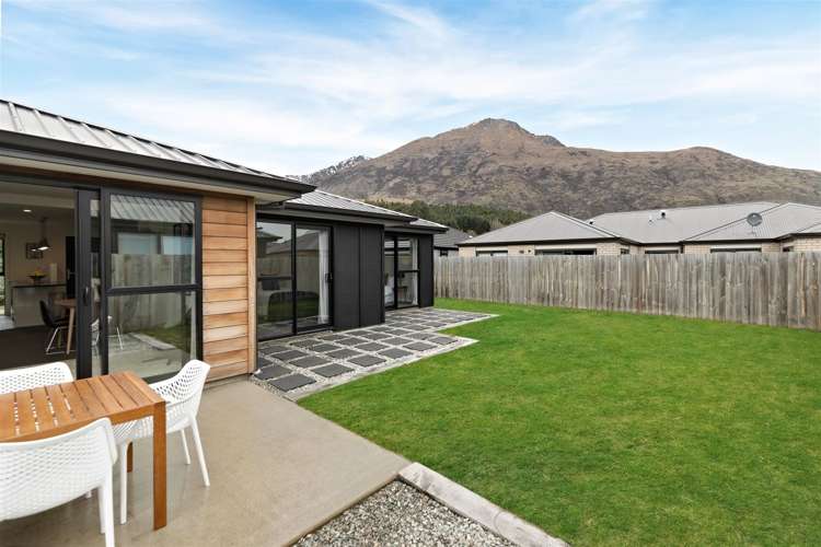 6 Violet Way Lower Shotover_20