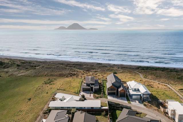 63 Omega Place Coastlands