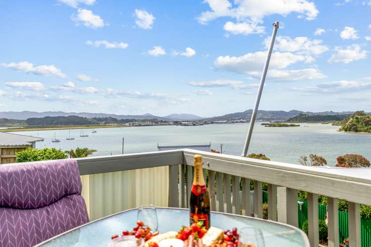 6 Munro Street Onerahi_10