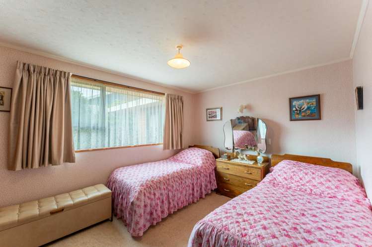 1 Orielton Place Gleniti_10