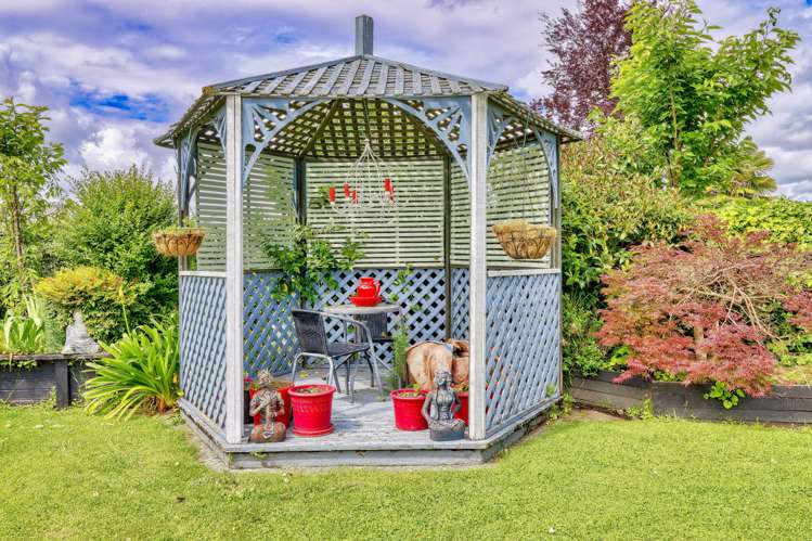 2 Fleetwood Crescent Flaxmere_17