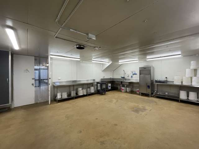 2-4/30 Greenpark Road Penrose_4