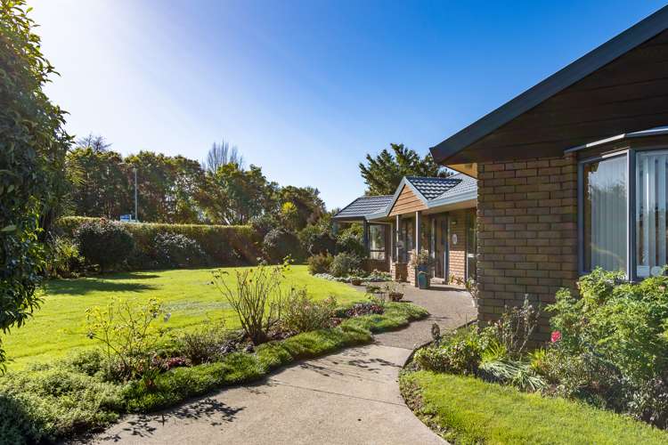 1 Curnow Place Leamington_2