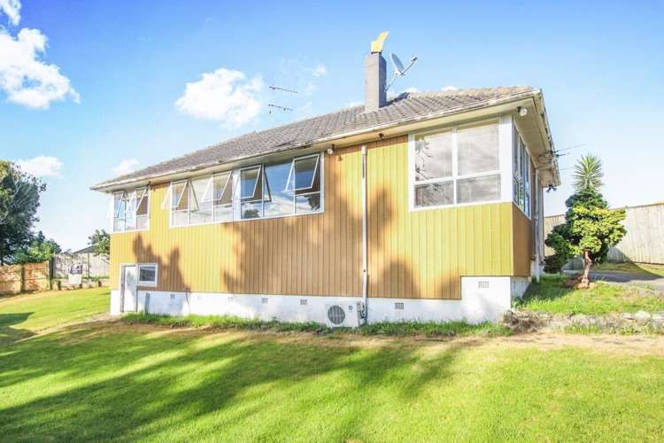 23 Castledine Crescent Glen Innes_7