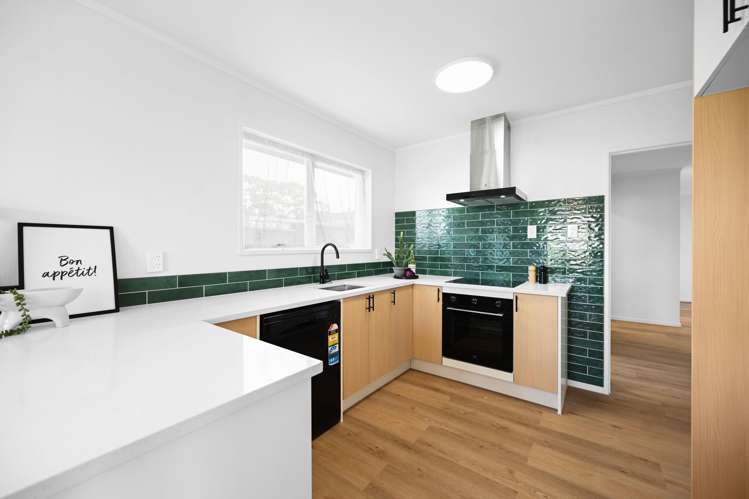 3 Dalton Crescent Dinsdale_9