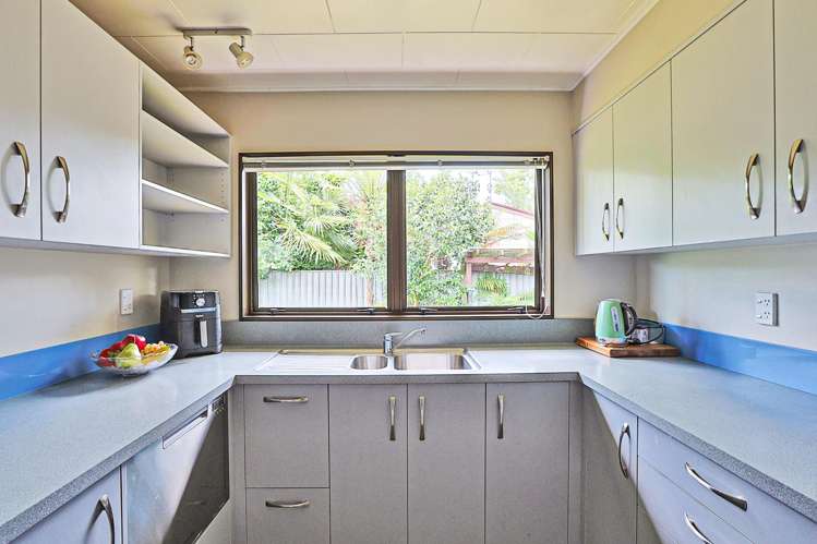 2/702 Tomoana Road Mahora_8