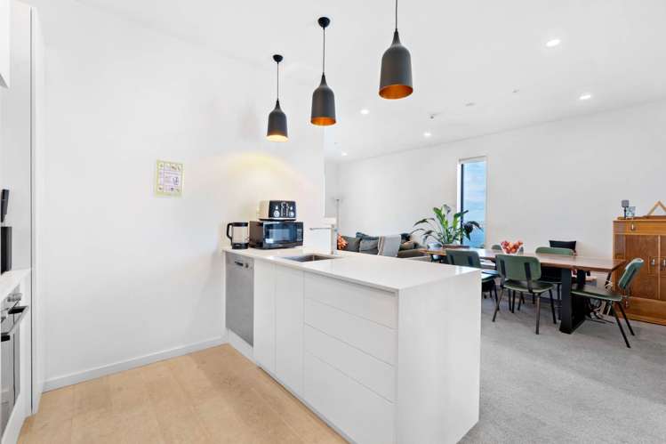 102,202,3/19 Rawene Road Birkenhead_7