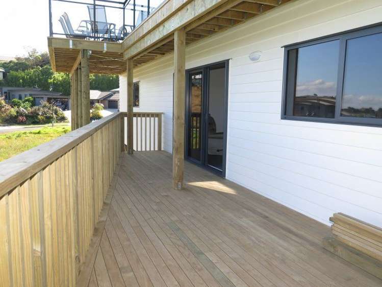 1 Seabreeze Way Raglan_11