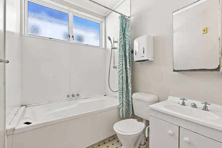 6 Palmerston Street Hamilton Central_7