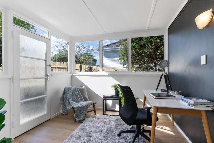 28B Fruitvale Road New Lynn_10