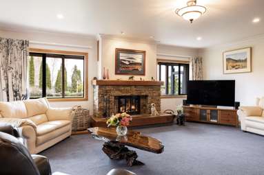 18 Airport Road_4