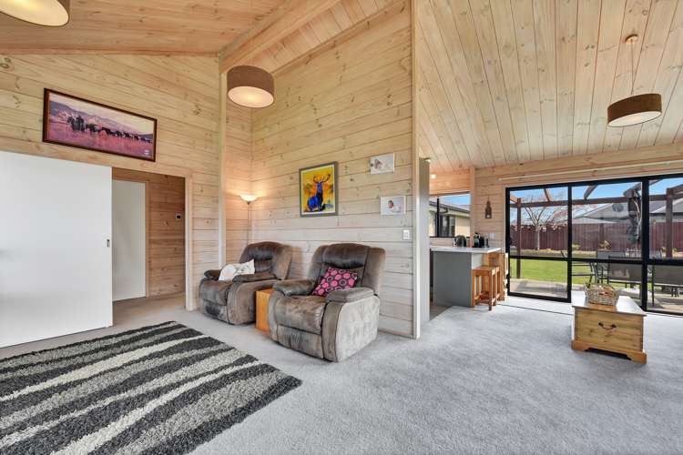 9 Algarve Close Blenheim Central_11