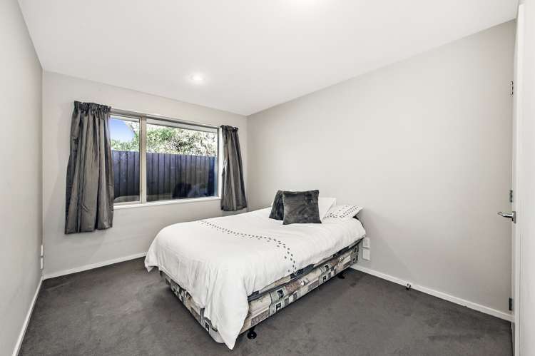 46 Thackeray Place Waltham_8