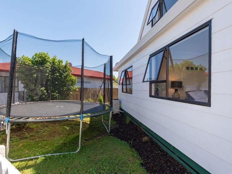 21b Towai Street Stoke_13