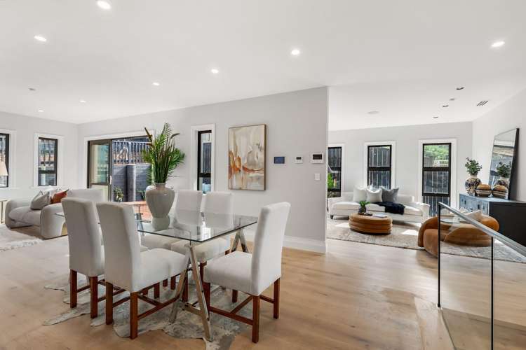 7 Halcyon Bay Lane Orewa_19