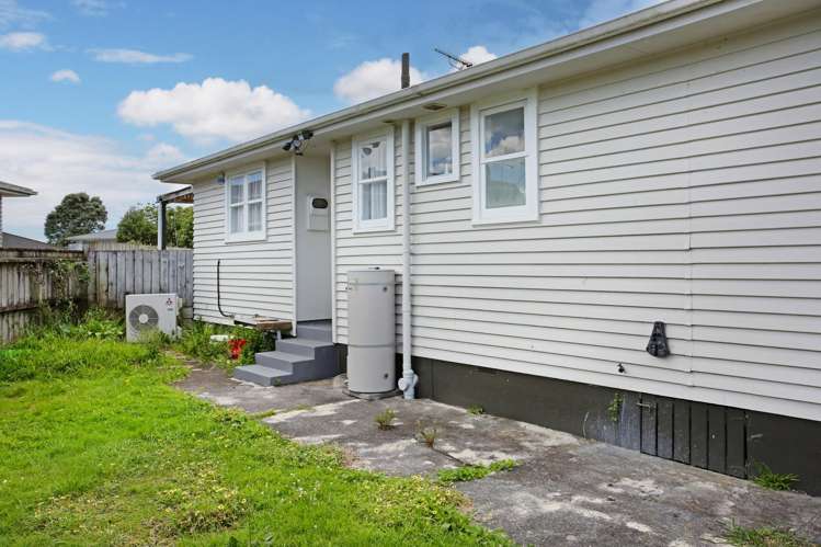 1/1 Cooper Place Papakura_18