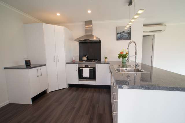 37 Albert Drive Clyde_2