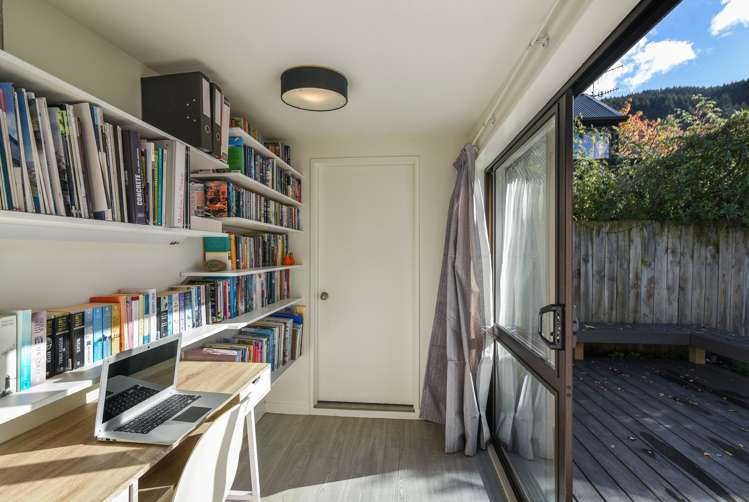 160 Fernhill Road Fernhill/Sunshine Bay_5