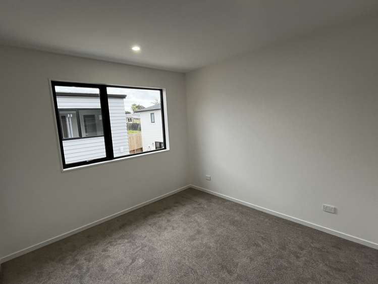 1/1 O'Connell Street Manurewa_12