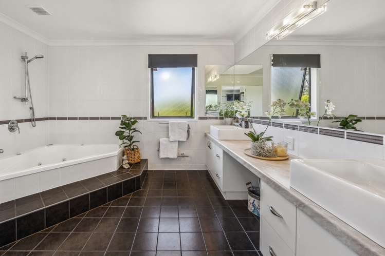 71 Loch Views Road Acacia Bay_15