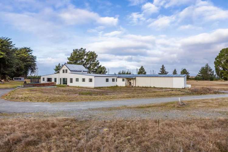 600 Mcleans Island Road Mcleans Island_2