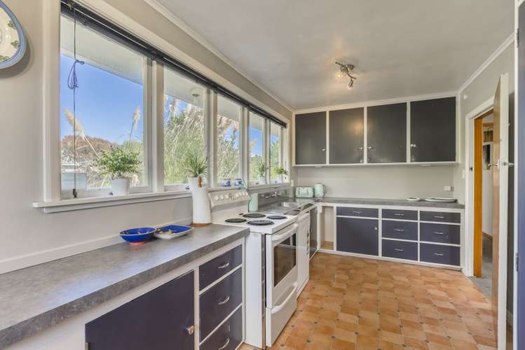 16 Hillcrest Road Raumati South_5