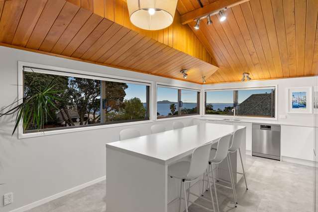 2/33 Sharon Road Waiake_1