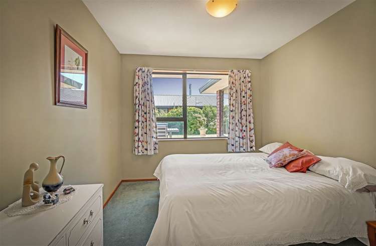 94 Roydon Drive Templeton_15