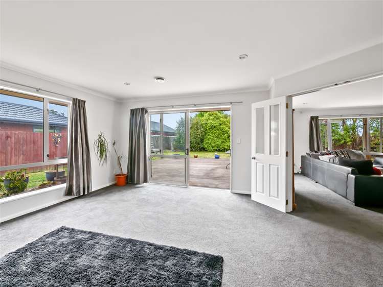 2 Durrell Way Rolleston_5