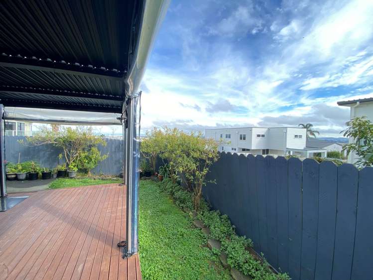 17 Capistrano Mews Goodwood Heights_11