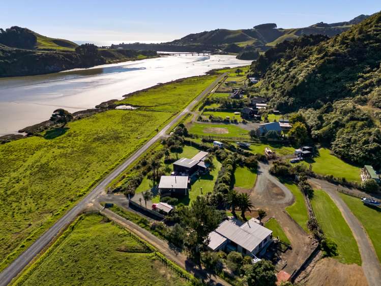 173 Te Mahoe Road Mokau_28
