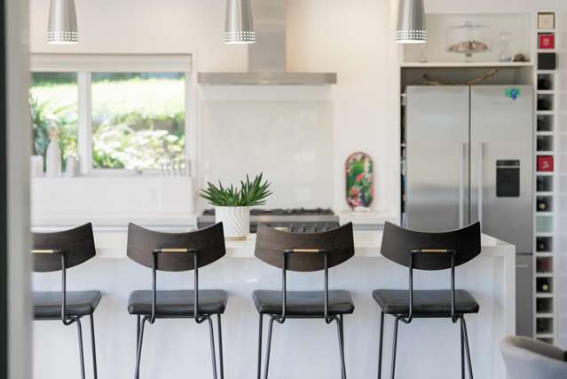 12 William Avenue Raumati South_1