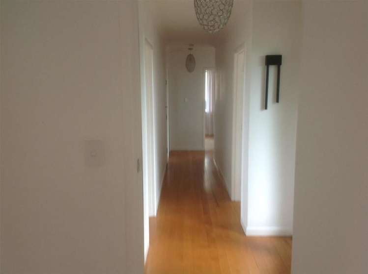 60 Bradbury Road Botany Downs_5