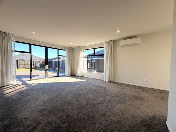 106 Northmoor Boulevard Rolleston_7