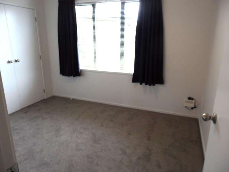1A Peppercorn Place 11373_2