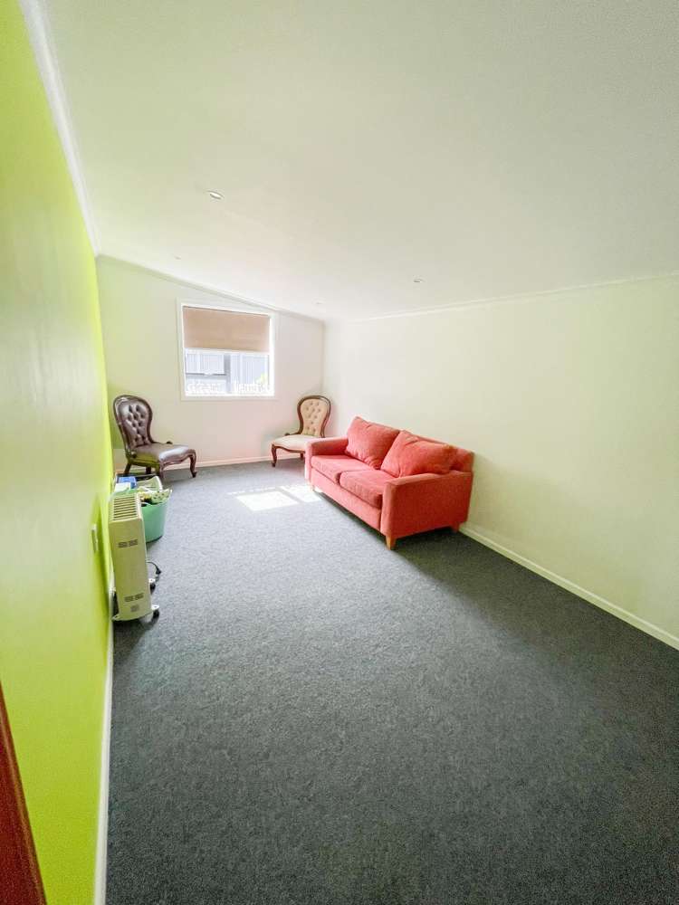 2/107 Fox Street Avenal_21