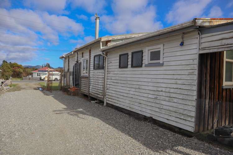 9 Ohau Street Dobson_23
