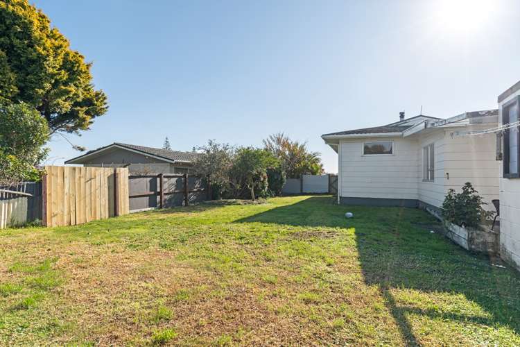 3 Airedale Place Waitara_18