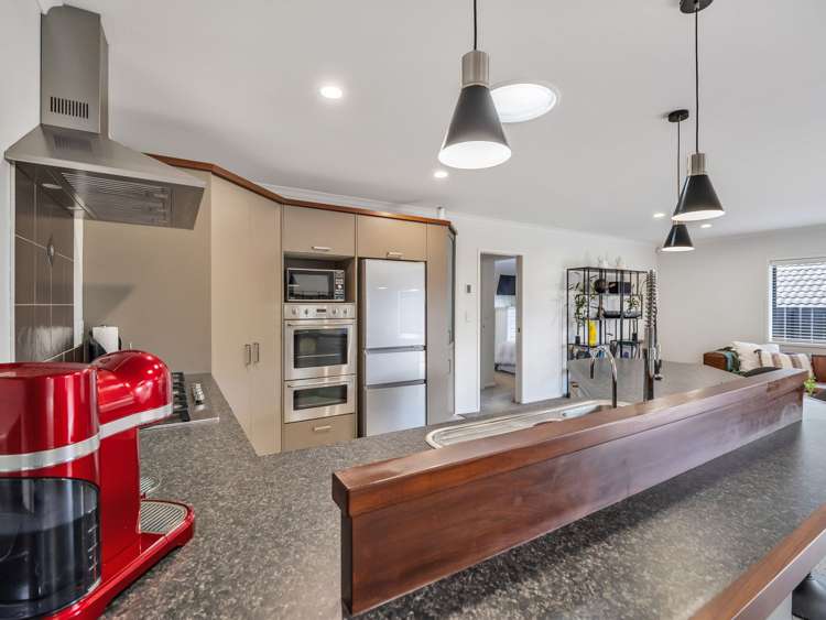 8 Farleigh Close Huntington_7