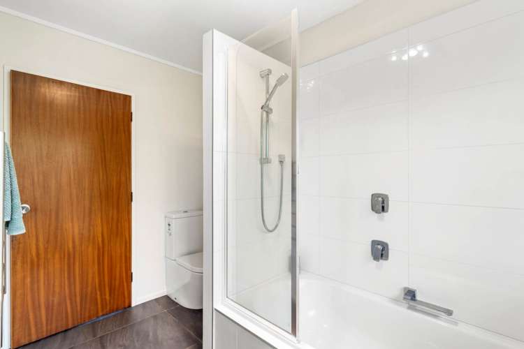 11 Magnolia Avenue Opaheke_21