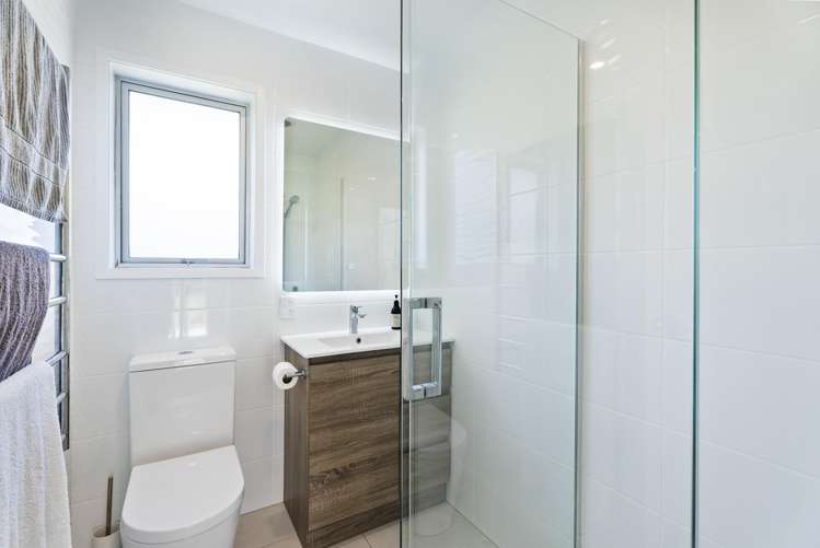 5/10 Bay Road Saint Heliers_17