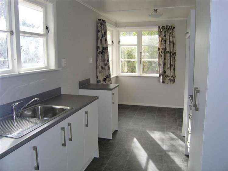 A/152 Wainuiomata Road 10629_5