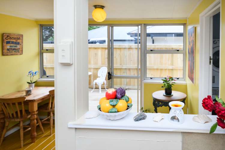 9 Ngaio Street West End_8