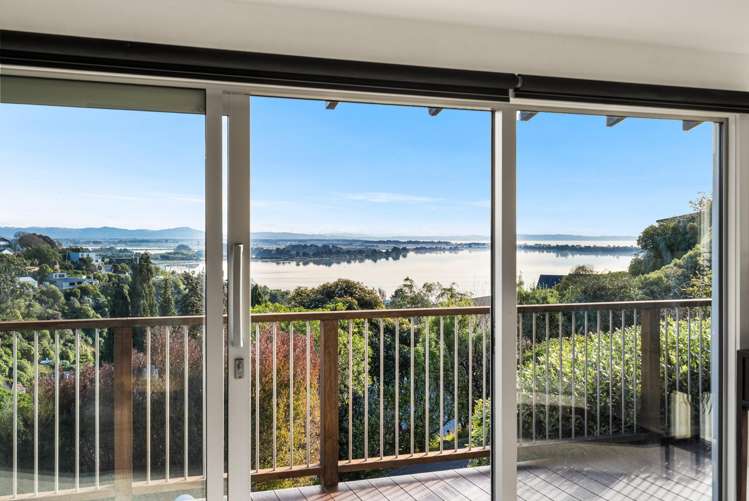 53 Soleares Avenue Mount Pleasant_13